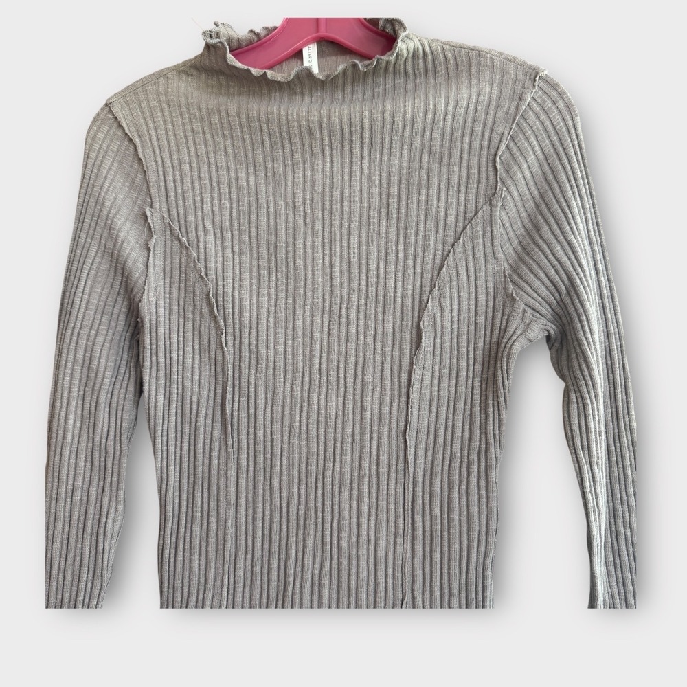 Altar'd‎ State Gray Ribbed Knit Ruffle Mock Neck Long Sleeve Top Women's XL - Picture 2 of 9